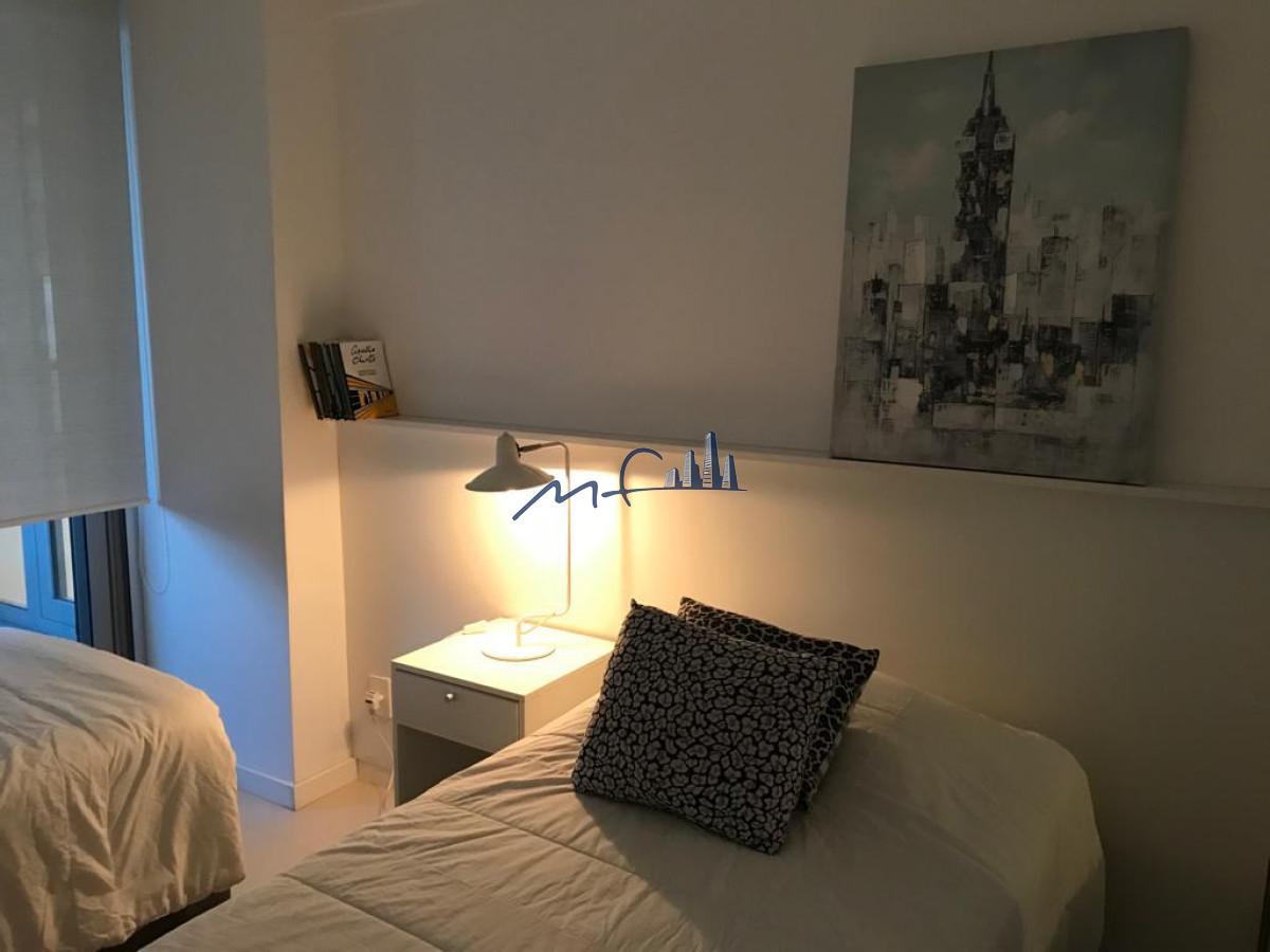 Apartamento ID.499 - VENTA APARTAMENTO  2 dormitorios y 2 baños Piso Alto.