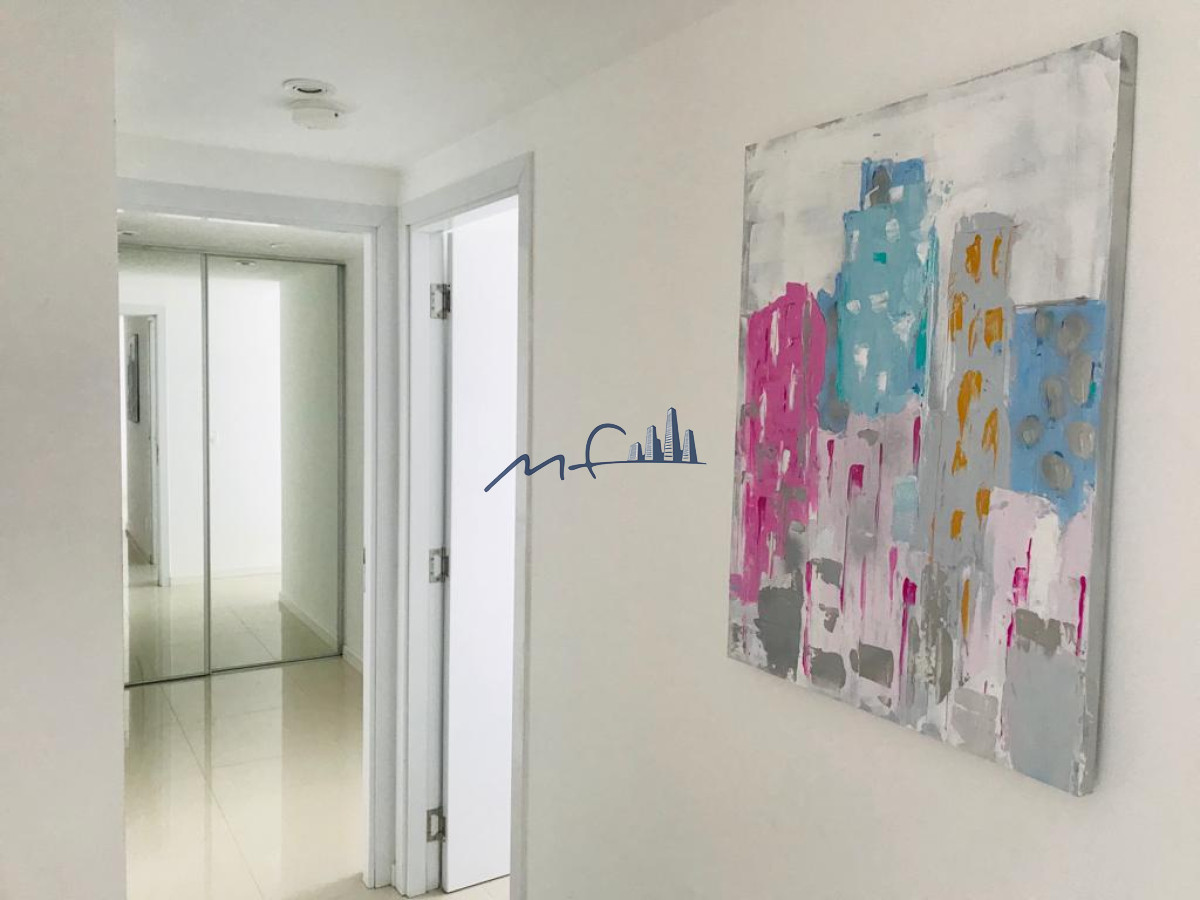 Apartamento ID.499 - VENTA APARTAMENTO  2 dormitorios y 2 baños Piso Alto.
