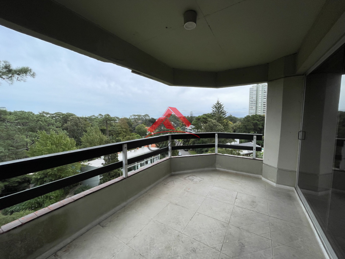 Apartamento ID.2212 - OPORTUNIDAD EN ROOSEVELT