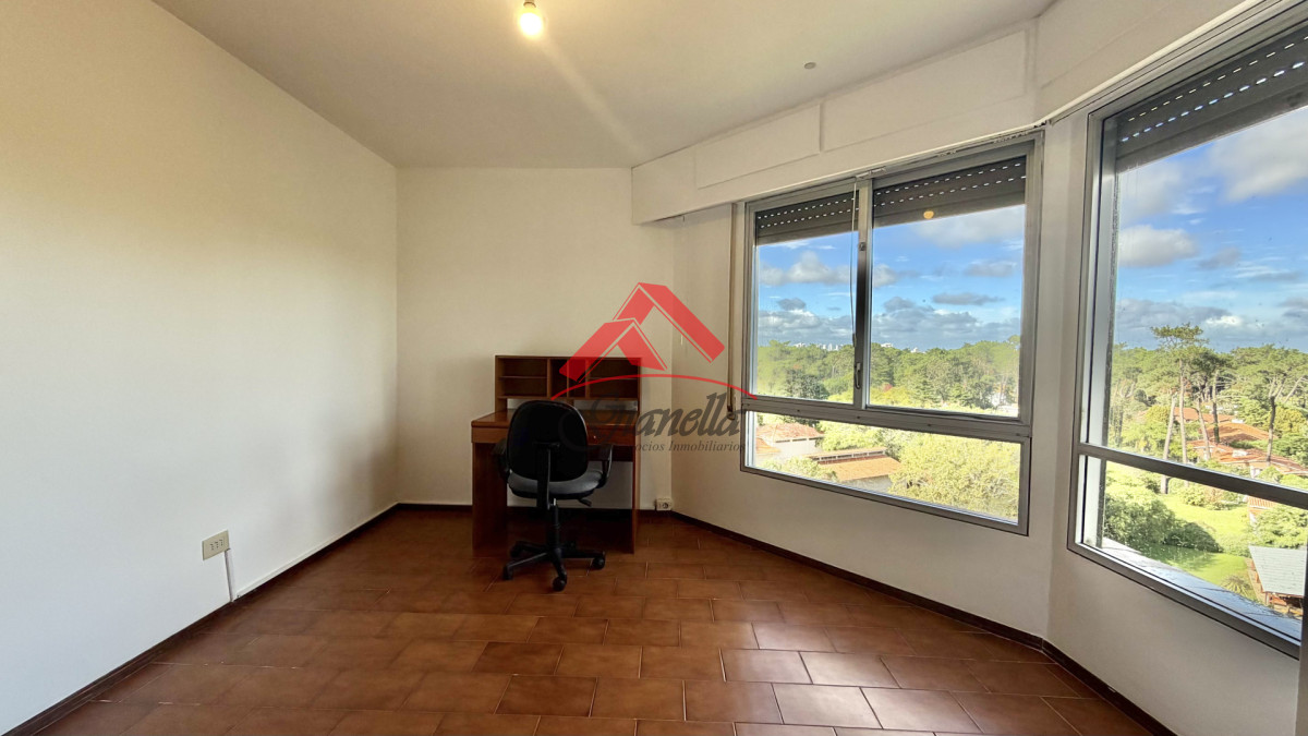 Apartamento ID.2212 - OPORTUNIDAD EN ROOSEVELT