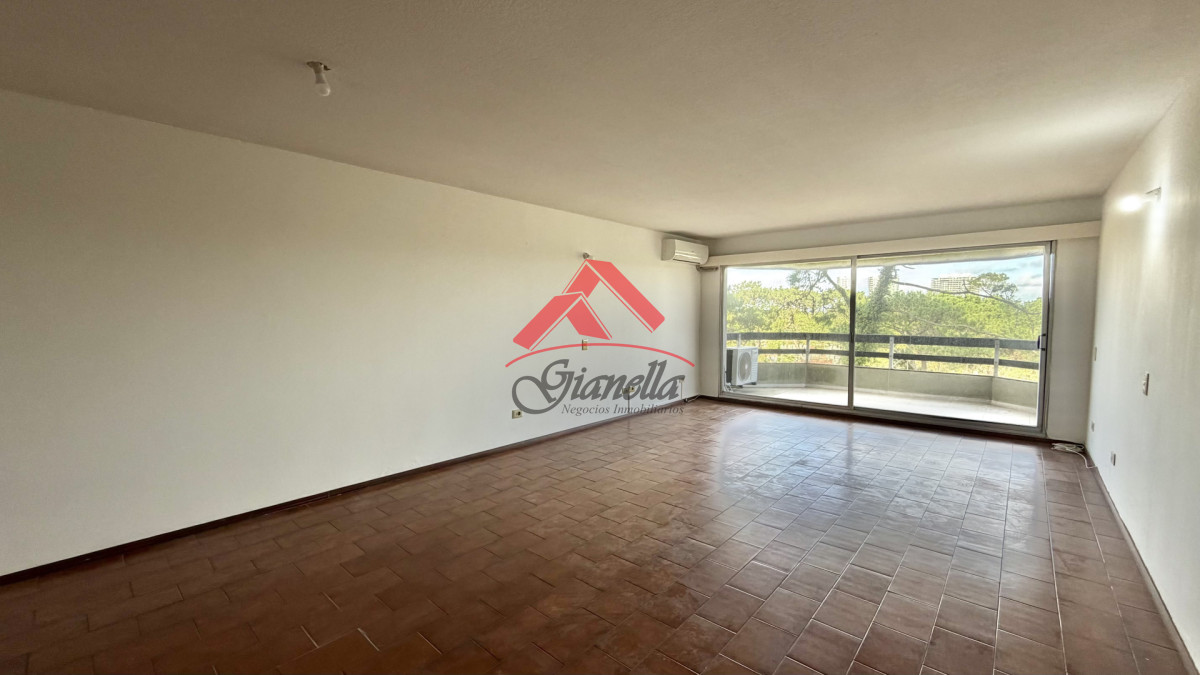 Apartamento ID.2212 - OPORTUNIDAD EN ROOSEVELT