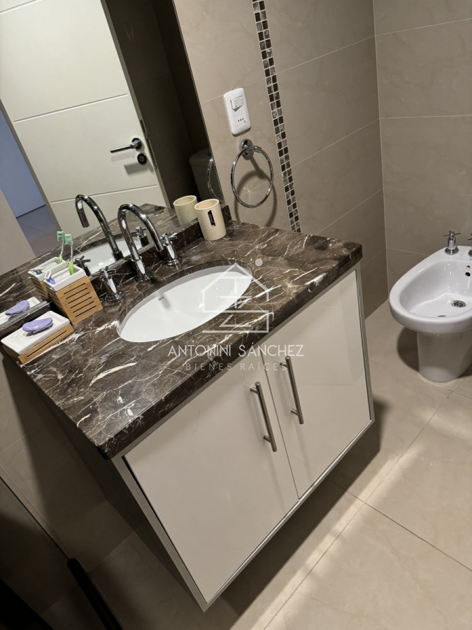 Apartamento ID.1600 - Alquiler Temporal Casino Tower 2 Dormitorios y Medio