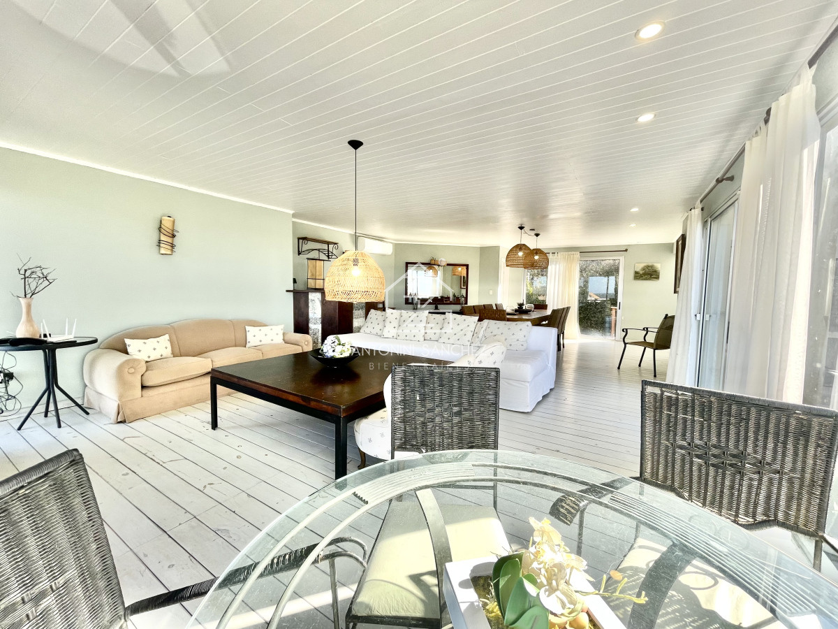 Casa ID.2478 - Montoya | 5 dormitorios + servicio con vistas al mar