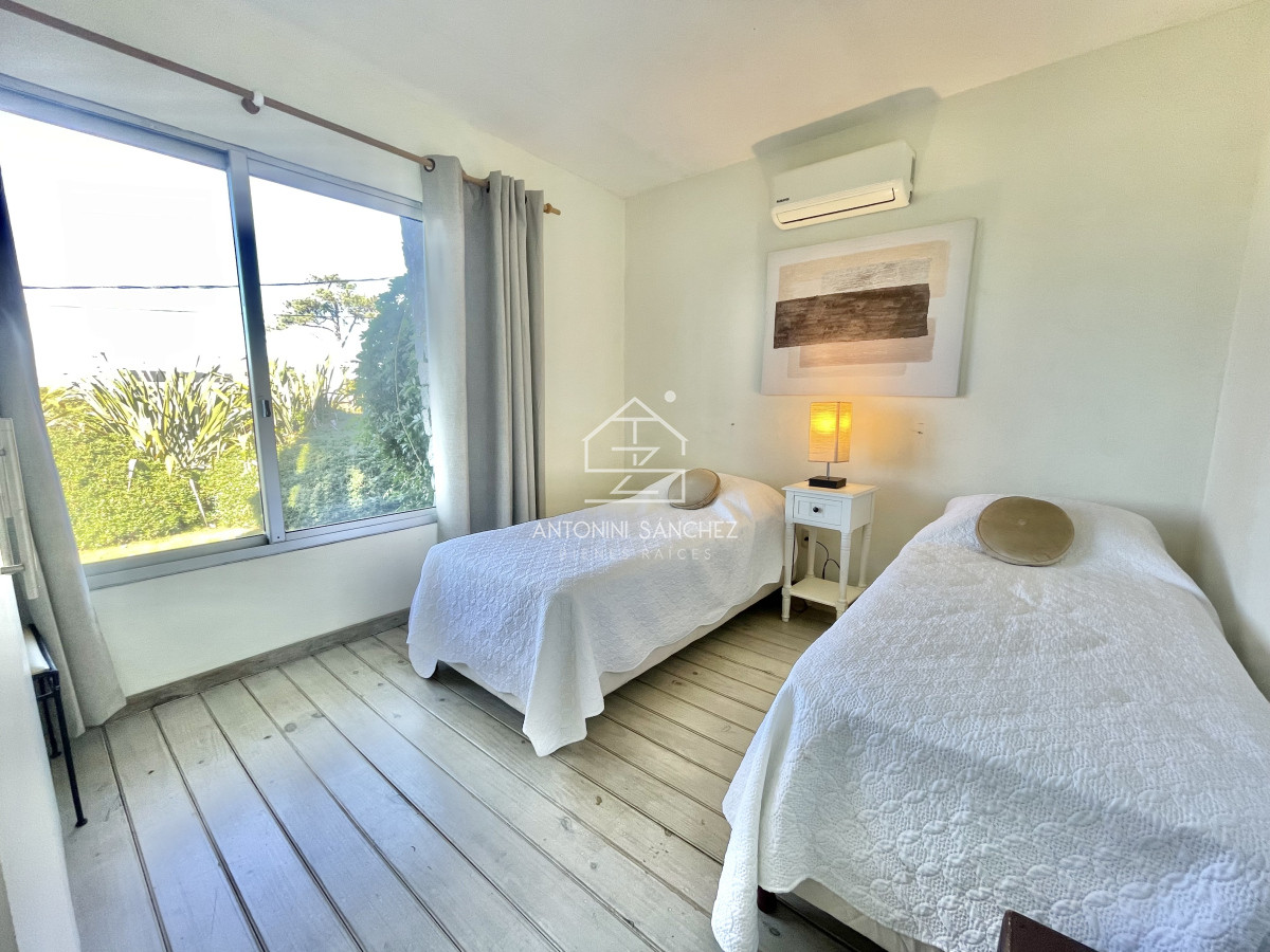 Casa ID.2478 - Montoya | 5 dormitorios + servicio con vistas al mar