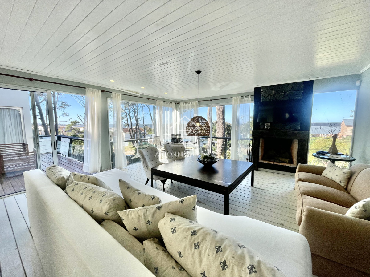 Casa ID.2478 - Montoya | 5 dormitorios + servicio con vistas al mar