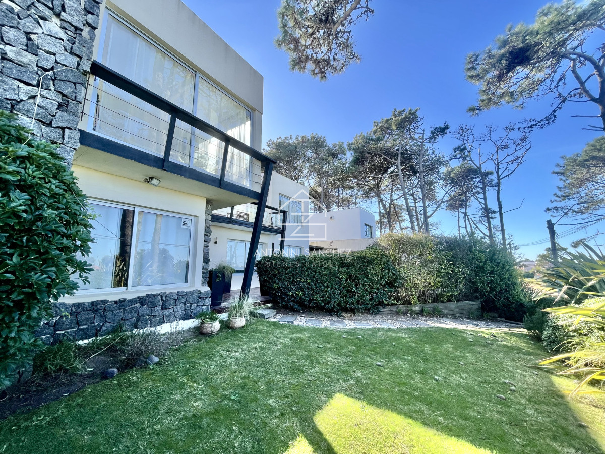 Casa ID.2478 - Montoya | 5 dormitorios + servicio con vistas al mar