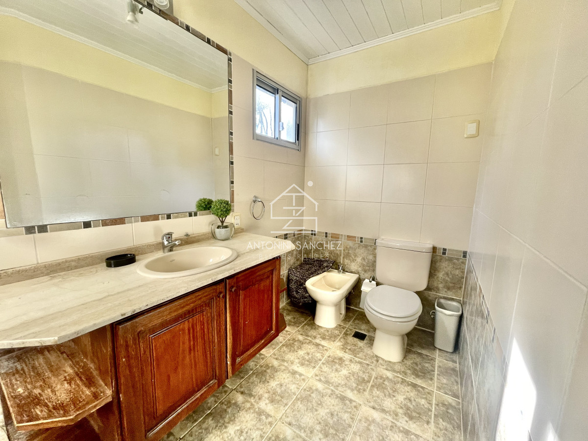 Casa ID.2478 - Montoya | 5 dormitorios + servicio con vistas al mar