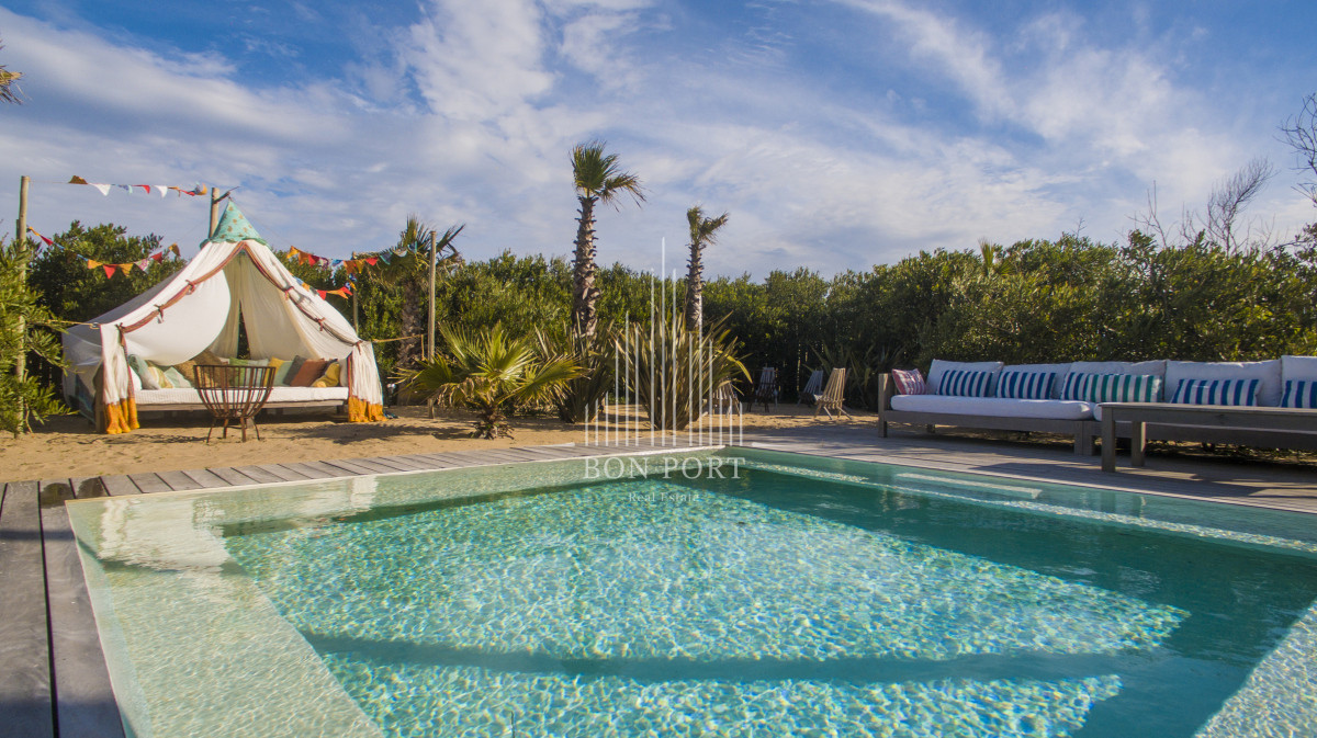 Casa ID.78 - Una joya arquitectónica sobre el mar.