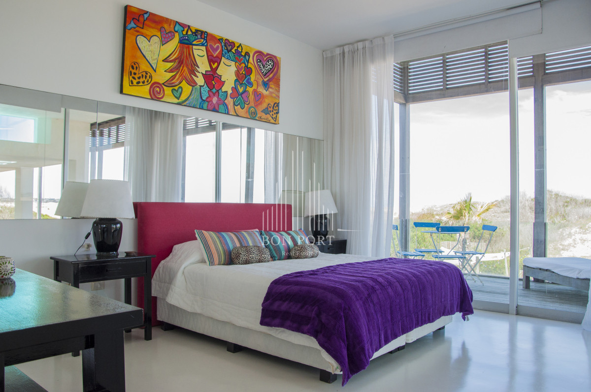 Casa ID.78 - Una joya arquitectónica sobre el mar.