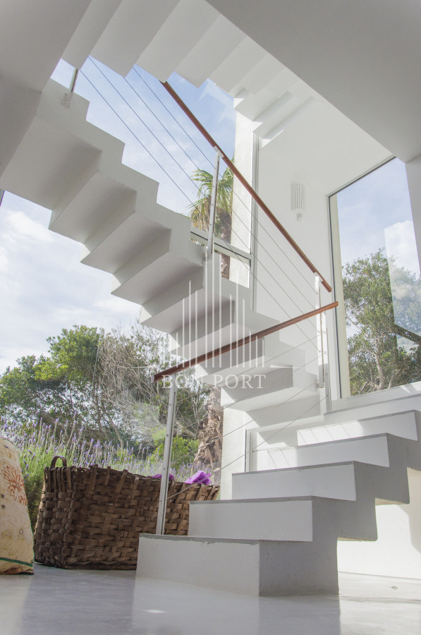 Casa ID.78 - Una joya arquitectónica sobre el mar.