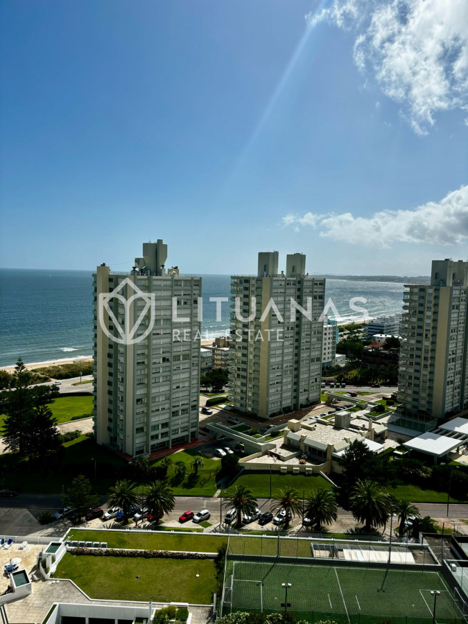 Apartamento ID.19 - Venta Apartamento Unificado, 2 Dormitorios y medio, Dependecia, Lincoln Center  