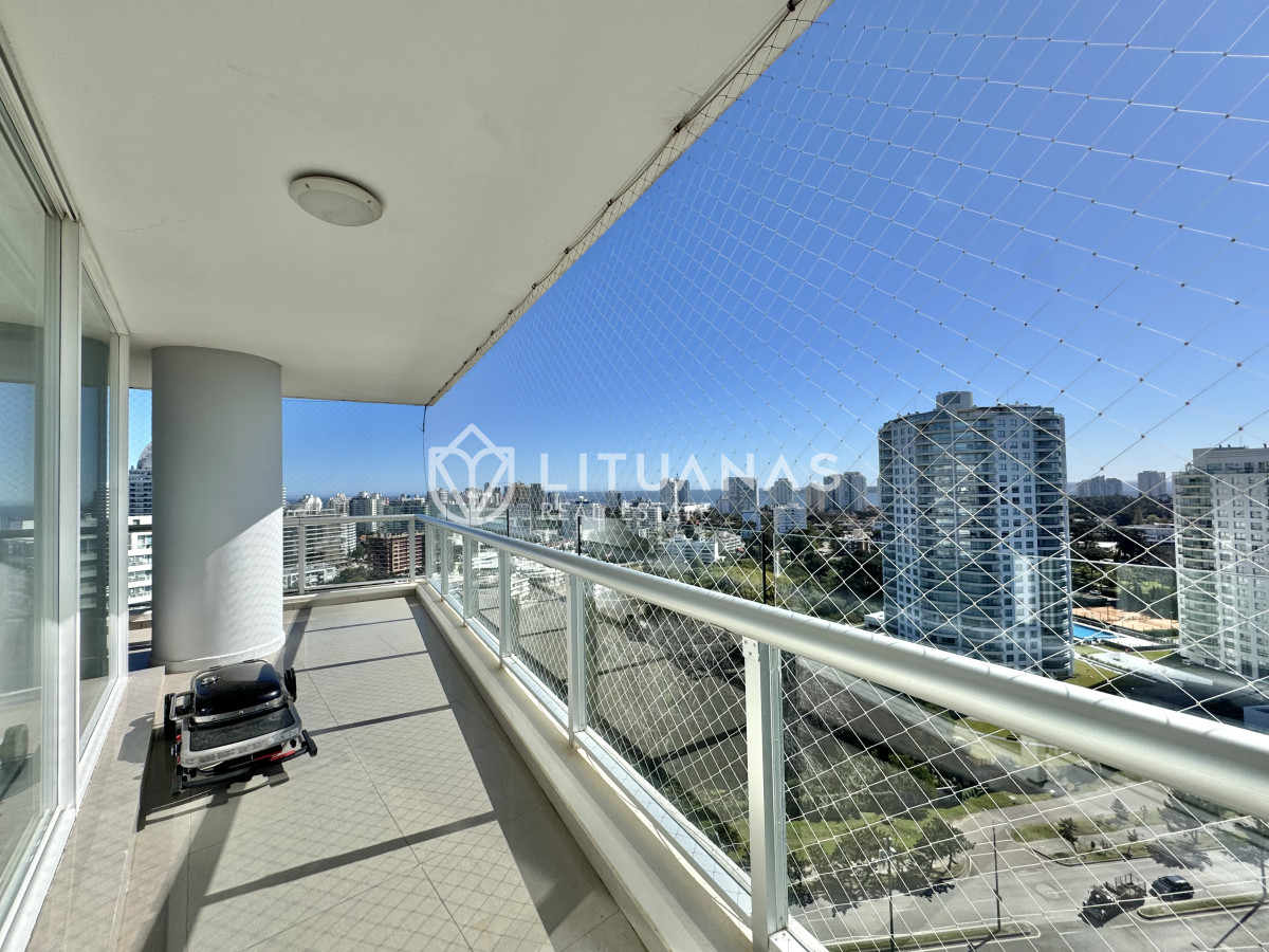 Apartamento ID.12 - Apartamento En Venta Torre One I Excelente Estado