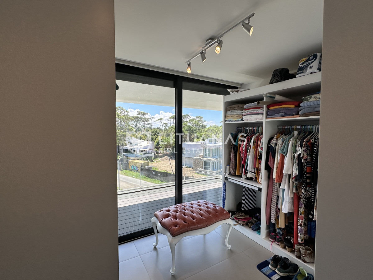 Apartamento ID.46 - Primera Linea al Mar, 3 Dormitorios, Playa Mansa 