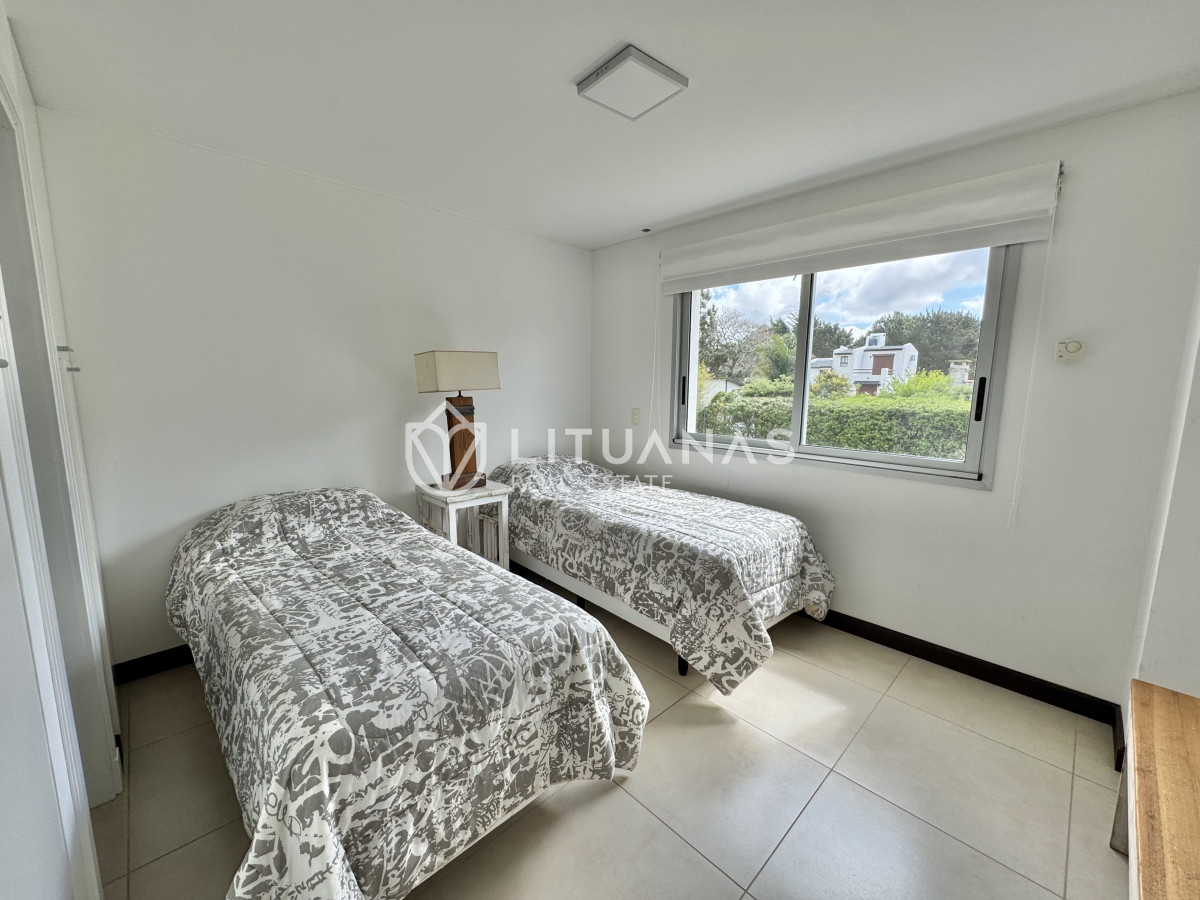 Apartamento ID.75 - Amplio Apartamento 3 Dormitorios Con Barbacoa y Vista al Mar