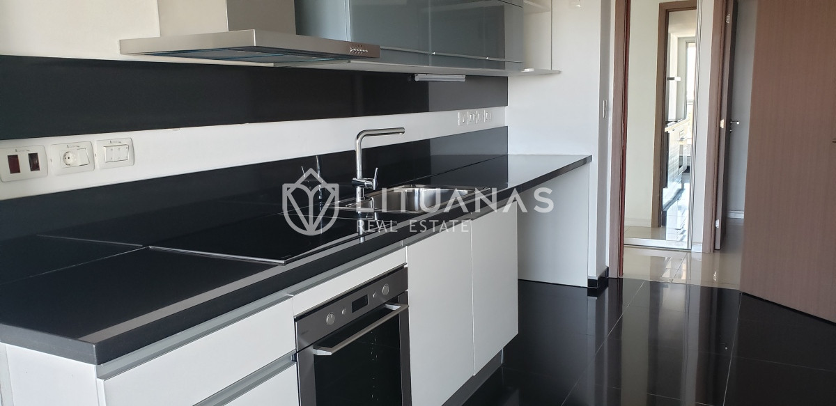 Apartamento ID.50 - Venta, Piso Alto, 3 Dormitorios, Look Brava