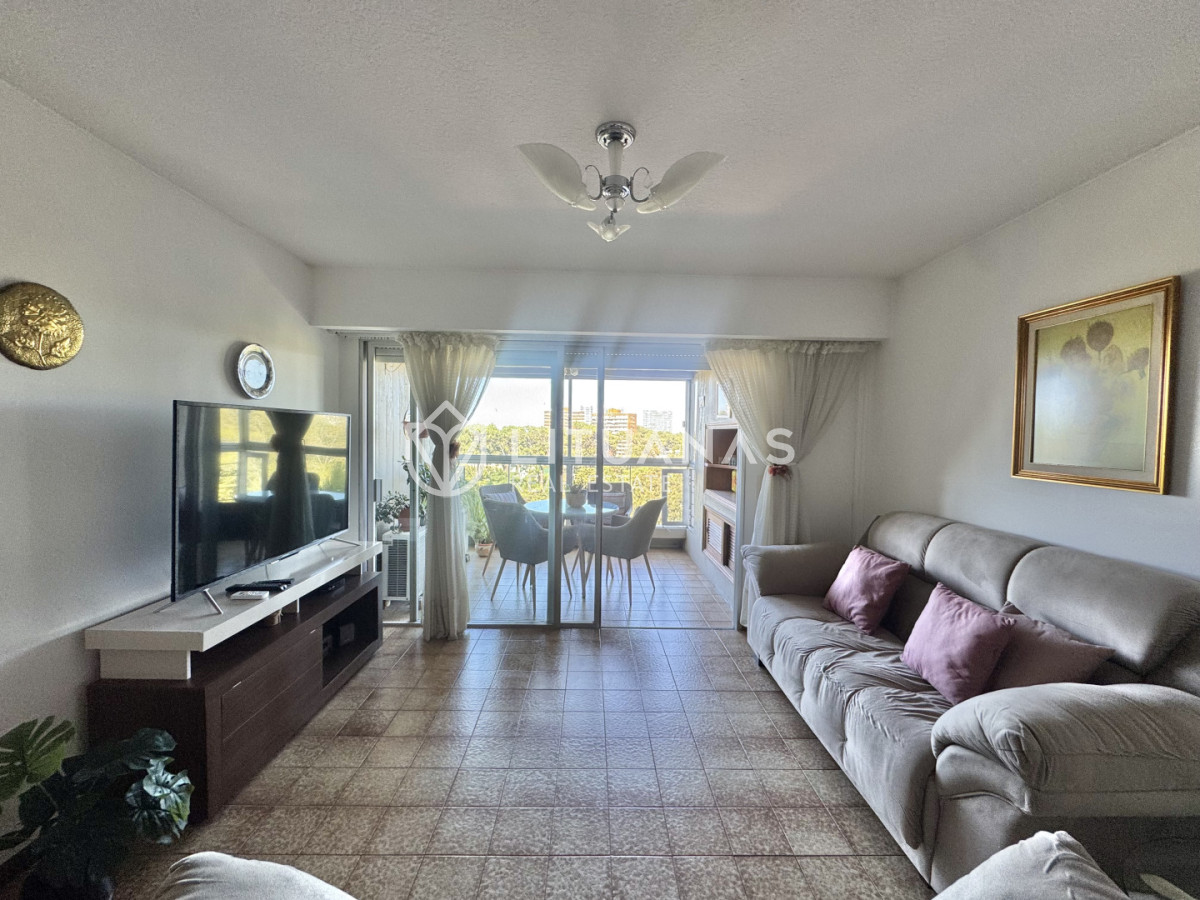 Apartamento ID.103 - Venta Apartamento 2 Dormitorios en Cantegril 