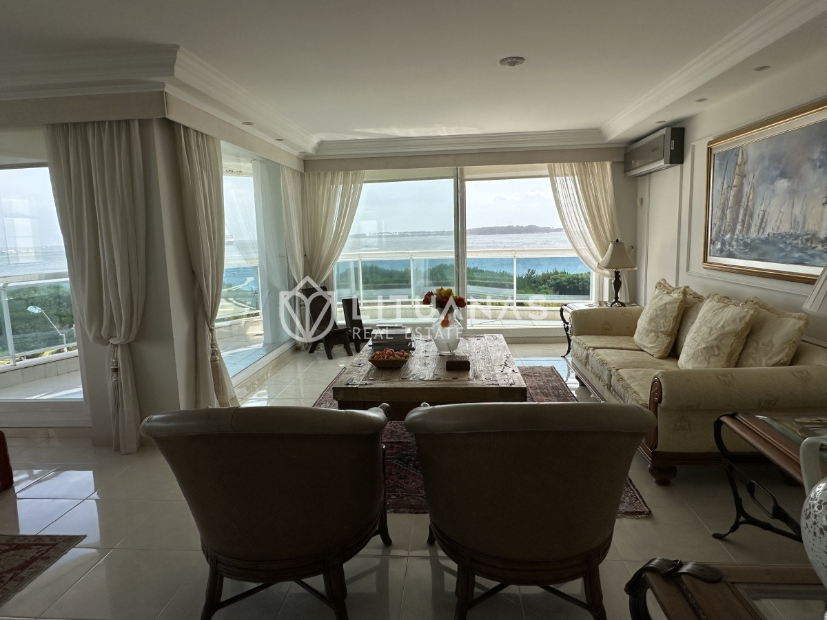 Apartamento ID.10 - Frente al mar, 3 Dormitorios y dependencia, Millenium Tower 