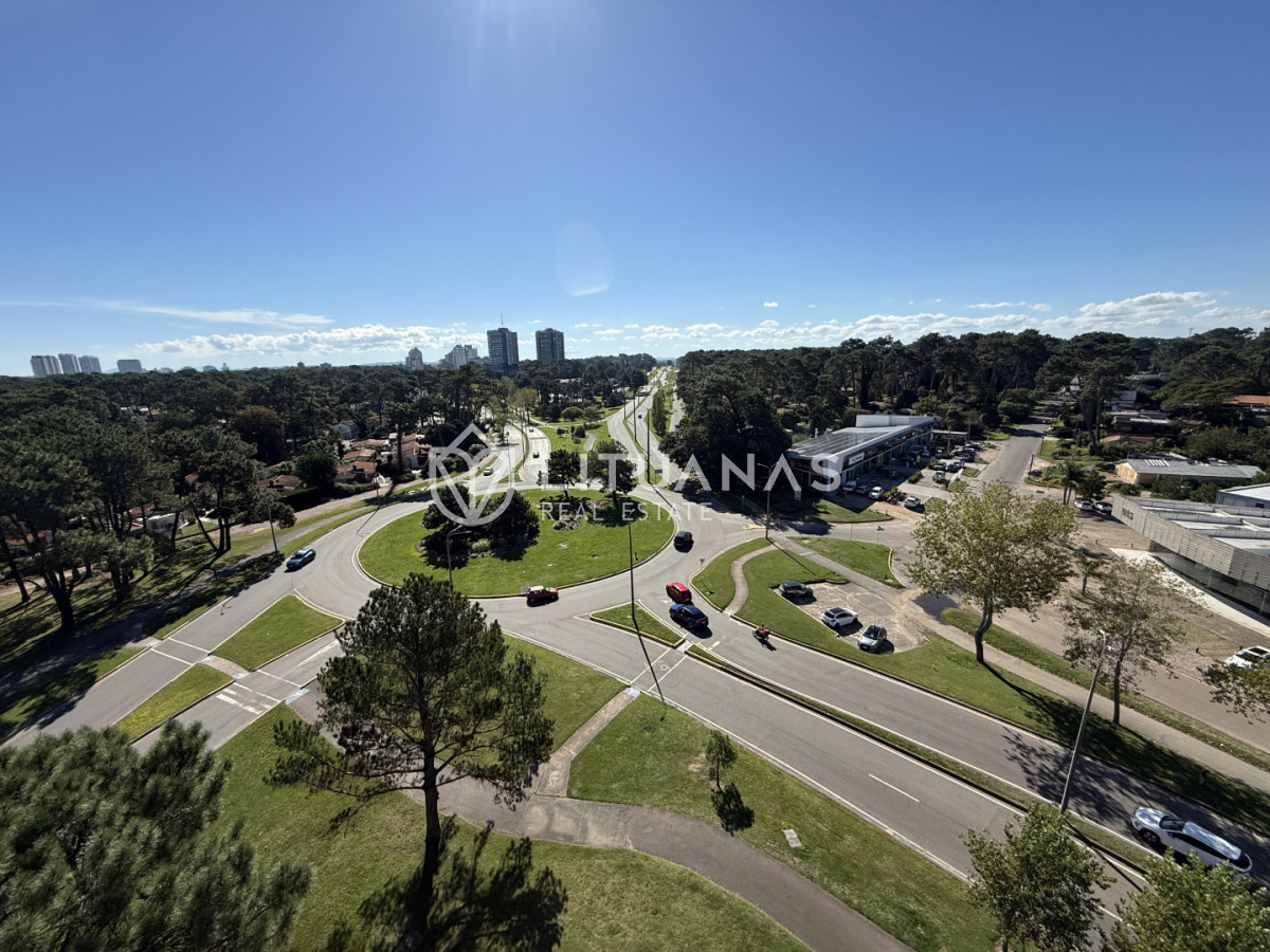 Apartamento ID.128 - APTO LUMINOSO DE 2 DORMITORIOS, ROOSEVELT EN OPORTUNIDAD