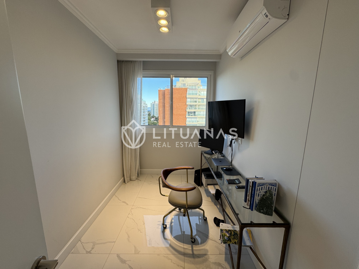 Apartamento ID.9 - Apartamento 4 Dormitorios Paramount Playa Mansa