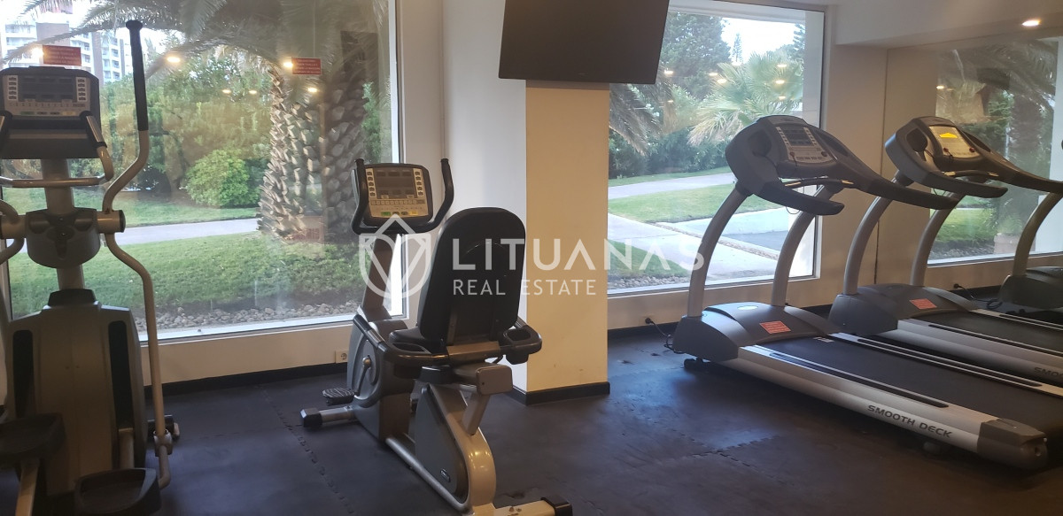 Apartamento ID.19 - Venta Apartamento Unificado, 2 Dormitorios y medio, Dependecia, Lincoln Center  