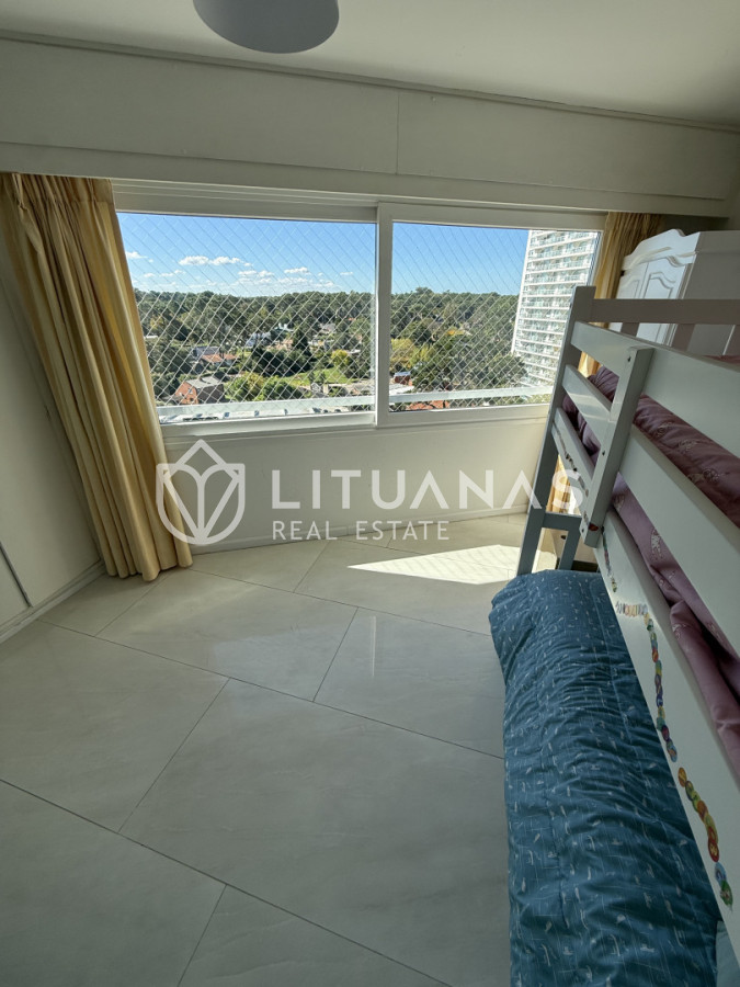 Apartamento ID.128 - APTO LUMINOSO DE 2 DORMITORIOS, ROOSEVELT EN OPORTUNIDAD