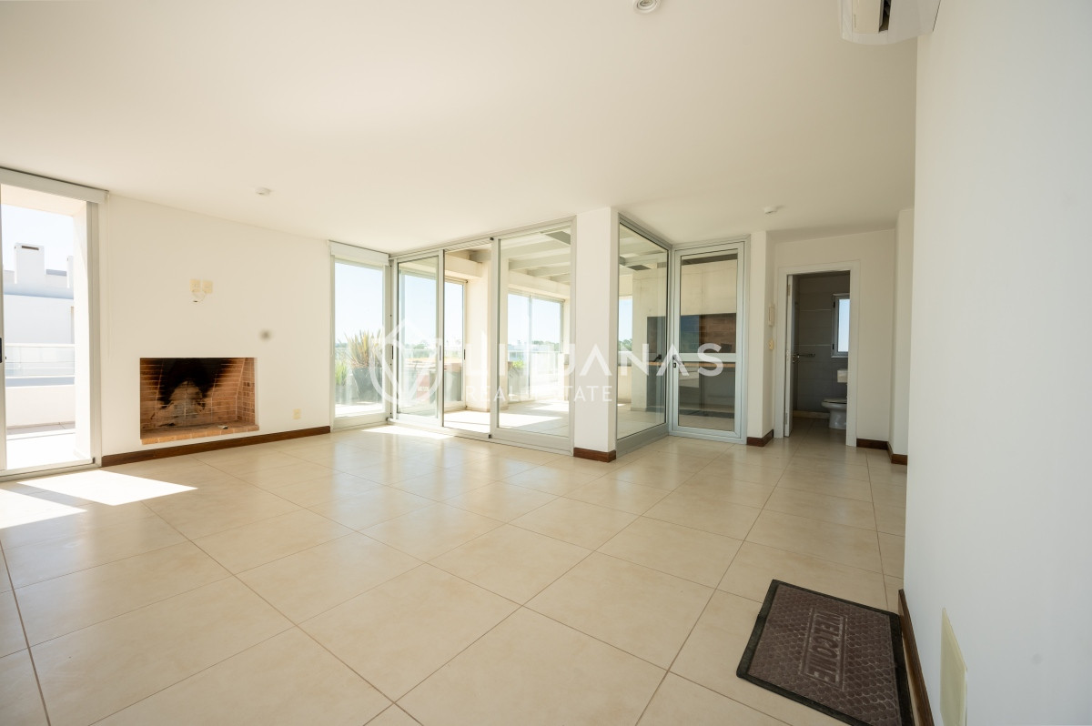 Apartamento ID.45 - Venta Apartamento Penthouse, Frente al mar 