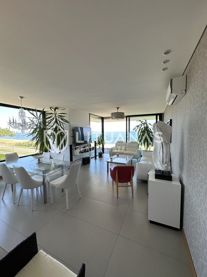 Apartamento ID.46 - Primera Linea al Mar, 3 Dormitorios, Playa Mansa 