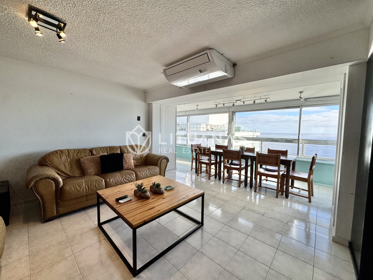 Apartamento ID.19 - Venta Apartamento Unificado, 2 Dormitorios y medio, Dependecia, Lincoln Center  