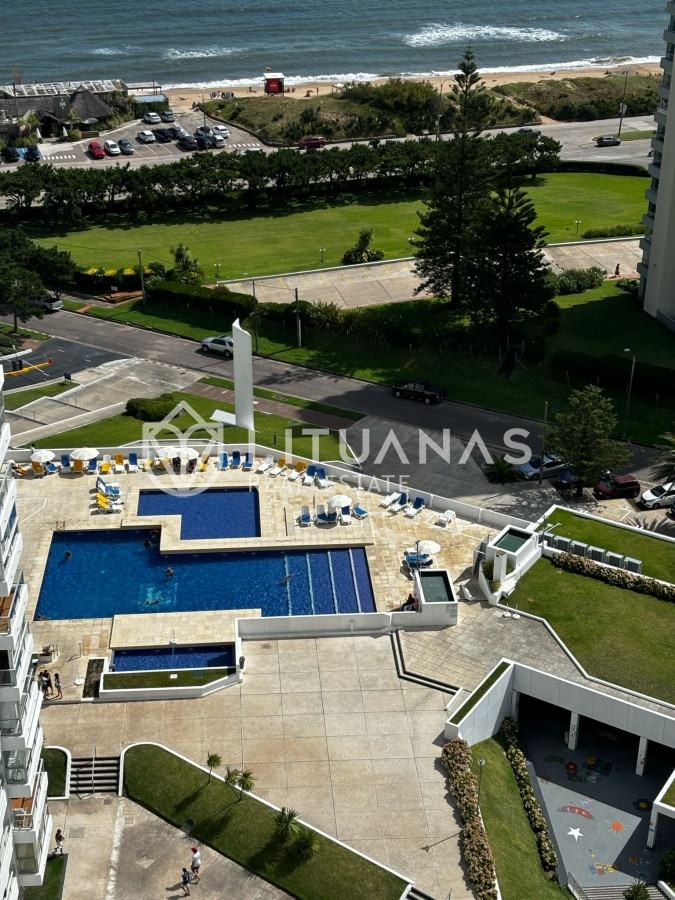 Apartamento ID.19 - Venta Apartamento Unificado, 2 Dormitorios y medio, Dependecia, Lincoln Center  