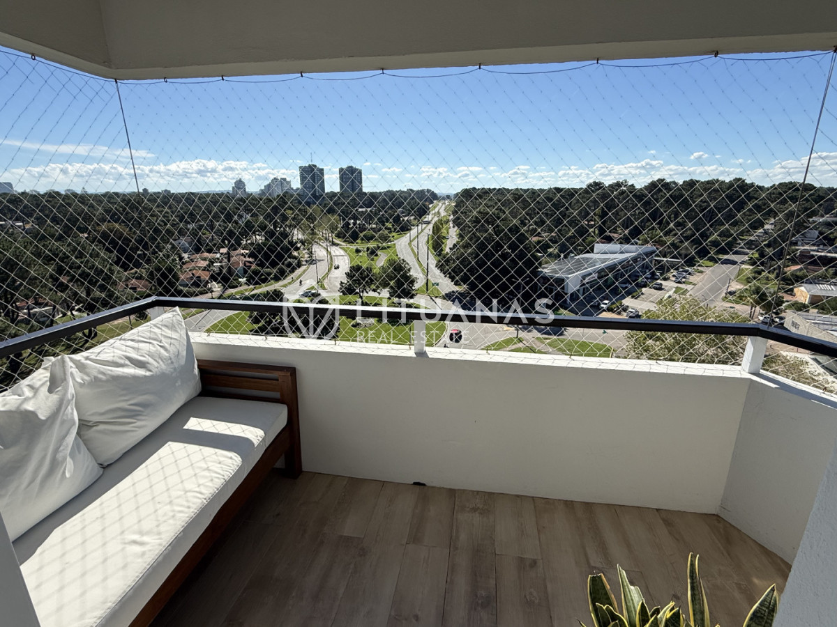 Apartamento ID.128 - APTO LUMINOSO DE 2 DORMITORIOS, ROOSEVELT EN OPORTUNIDAD