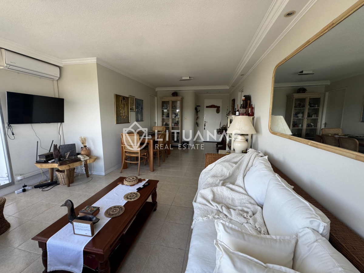 Apartamento ID.109 - Torre Amadeus 3 Dormitorios Roosevelt