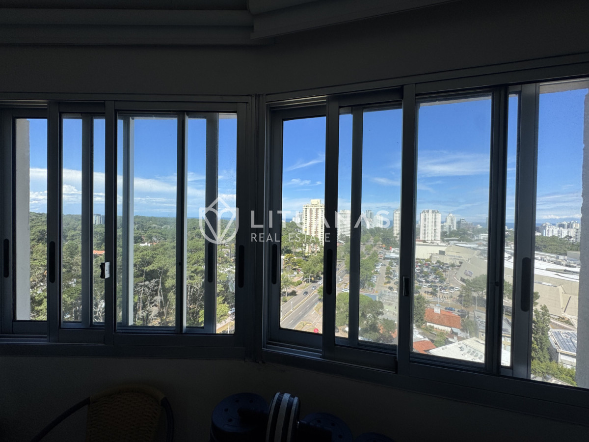 Apartamento ID.109 - Torre Amadeus 3 Dormitorios Roosevelt