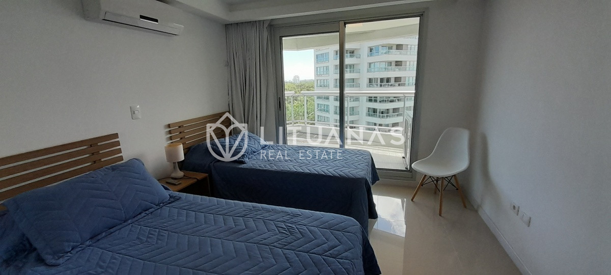 Apartamento ID.41 - Piso alto de 2 dormitorios y dep. 