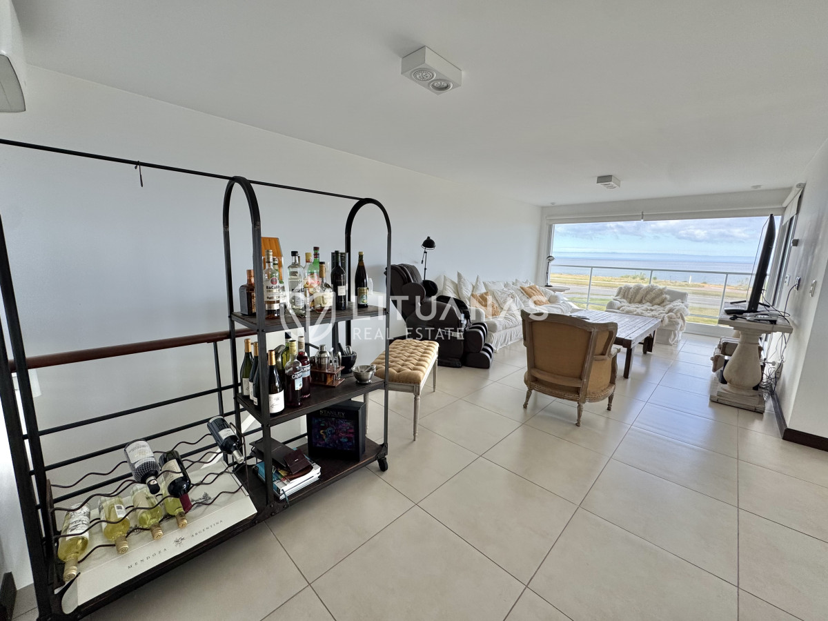 Apartamento ID.75 - Amplio Apartamento 3 Dormitorios Con Barbacoa y Vista al Mar