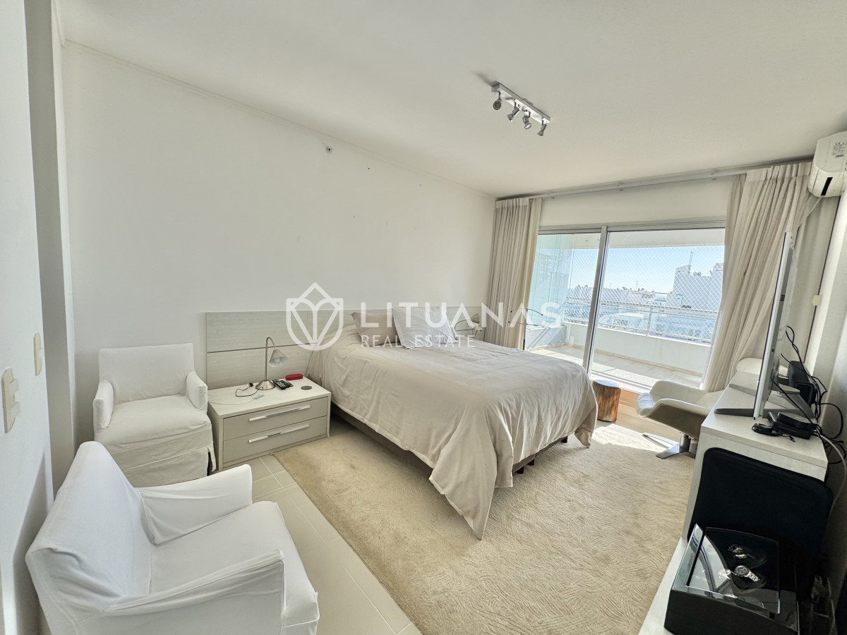 Apartamento ID.78 - Penthouse 3 Dormitorios en Suite Con Parrillero Propio