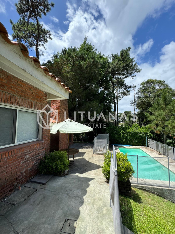 Casa ID.56 - EN ALQUILER Y VENTA!  CASA DE 3 DORMITORIOS, BARRIO PINARES