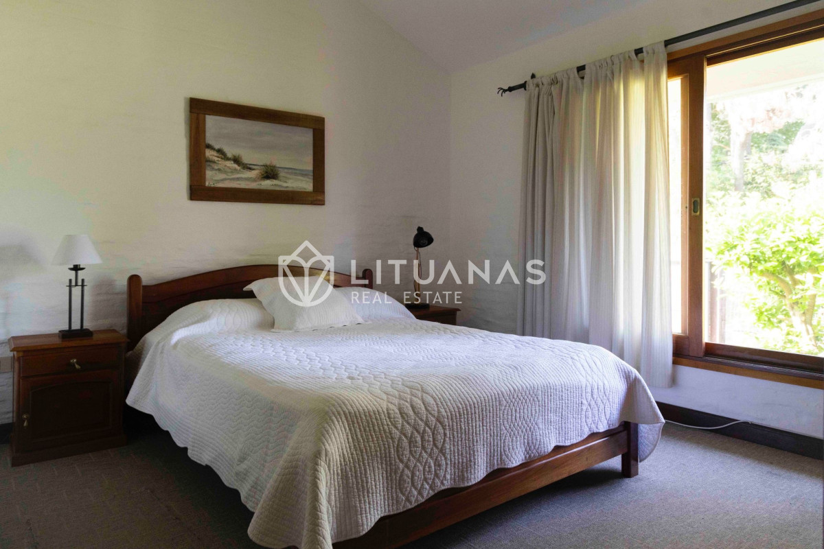 Casa ID.56 - EN ALQUILER Y VENTA!  CASA DE 3 DORMITORIOS, BARRIO PINARES