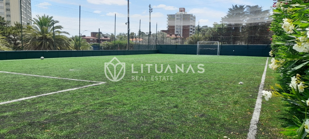 Apartamento ID.19 - Venta Apartamento Unificado, 2 Dormitorios y medio, Dependecia, Lincoln Center  