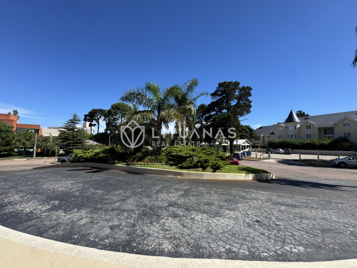 Apartamento ID.109 - Torre Amadeus 3 Dormitorios Roosevelt