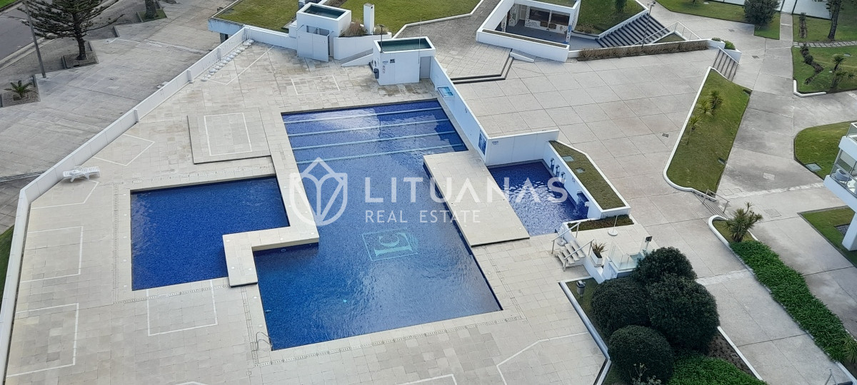 Apartamento ID.19 - Venta Apartamento Unificado, 2 Dormitorios y medio, Dependecia, Lincoln Center  