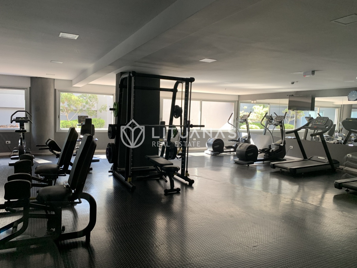 Apartamento ID.41 - Piso alto de 2 dormitorios y dep. 