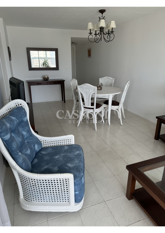 Apartamento ID.2184 - ALQUILER Y VENTA Apartamento Long Beach, Punta del Este