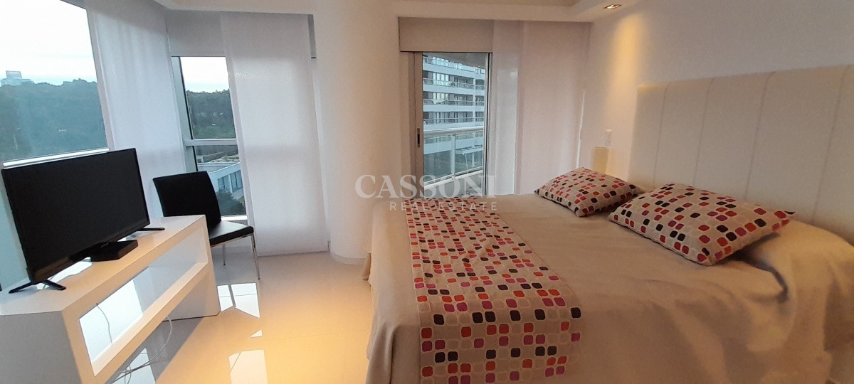 Apartamento ID.542 - Venta y Alquiler Anual, Apartamento 2 Dormitorios + Dep, Torre Look Brava