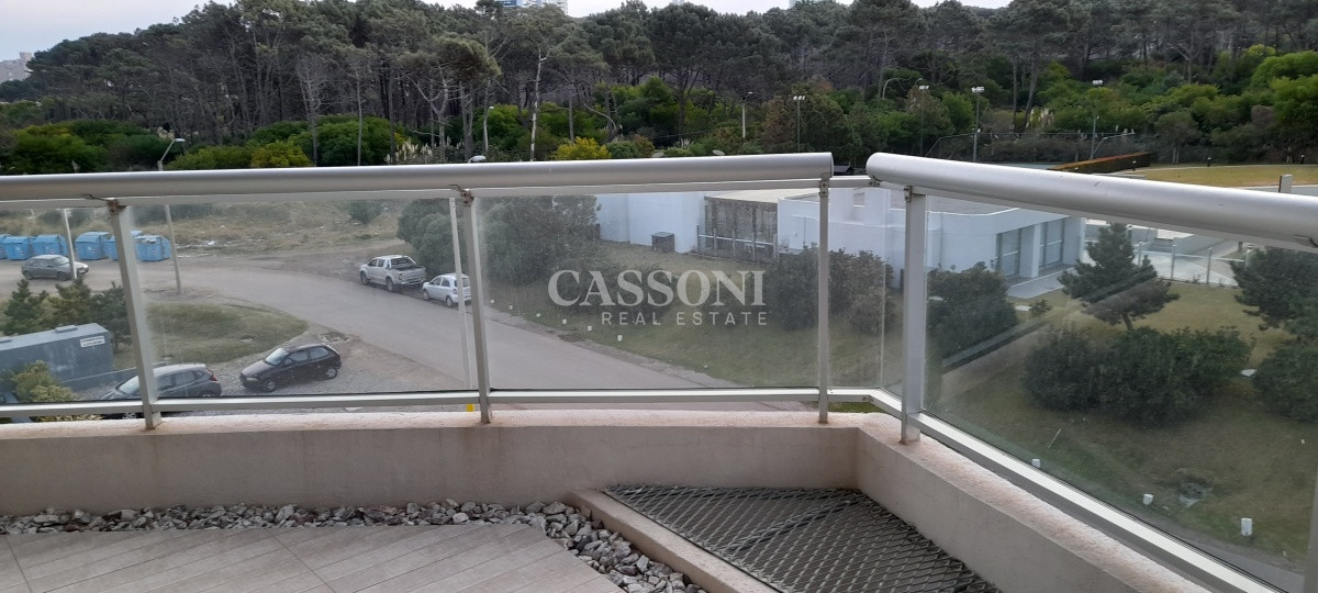 Apartamento ID.542 - Venta y Alquiler Anual, Apartamento 2 Dormitorios + Dep, Torre Look Brava
