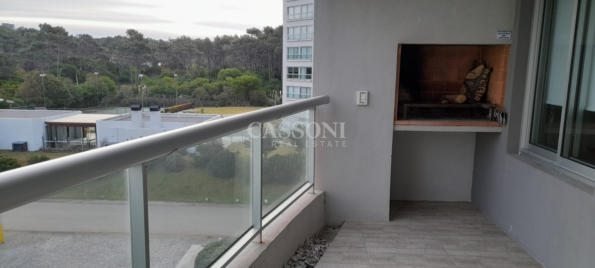 Apartamento ID.542 - Venta y Alquiler Anual, Apartamento 2 Dormitorios + Dep, Torre Look Brava