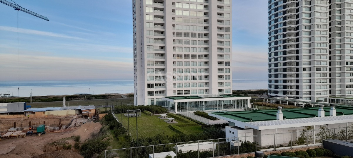 Apartamento ID.542 - Venta y Alquiler Anual, Apartamento 2 Dormitorios + Dep, Torre Look Brava