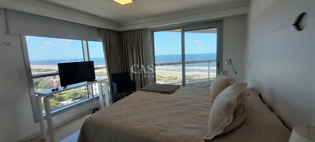 Apartamento ID.216 - Estupendo de 3 Dormitorios 