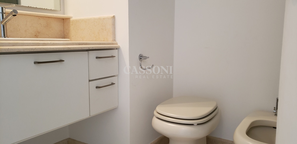 Apartamento ID.1500 - Bajo de Precio, Primera Fila a Brava, Totalemente Reciclado, 2 Dormitorios 