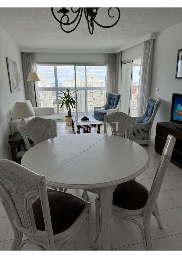 Apartamento ID.2184 - ALQUILER Y VENTA Apartamento Long Beach, Punta del Este