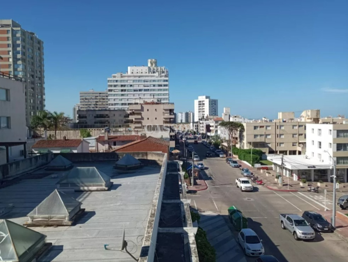 Apartamento ID.2000 - Venta Apartamento 3 Dormitorios en Peninsula 